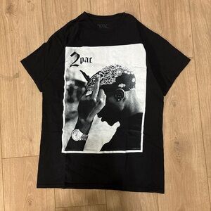 2 pac Black Graphic Short Sleeve Tee